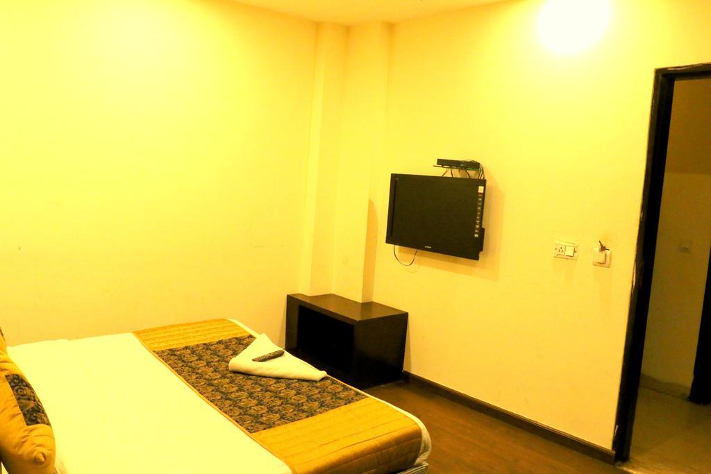 Hotel Benz International Dillí Exteriér fotografie